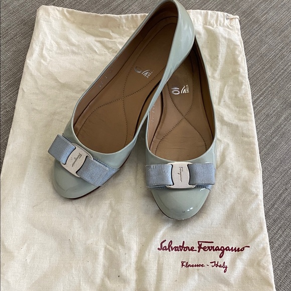 Ferragamo Varina Leather Flat in baby blue, 5B - Picture 1 of 8